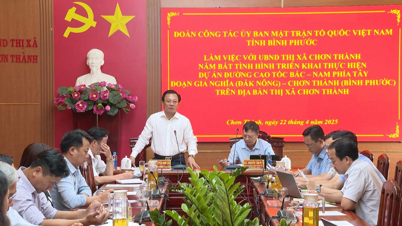 02 ubmttq tinh nam tinh hinh trien khai du an cao toc tai chon thanh