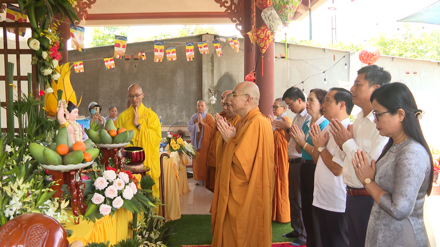 05 dai le phat dan chua thanh tinh quang minh