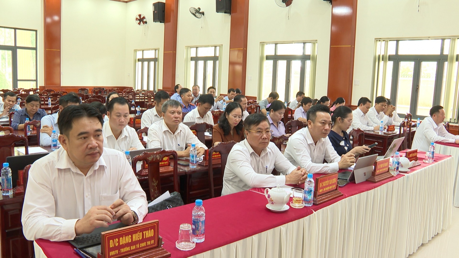 02 hoi nghi ban chap hanh dang bo lan thu 26