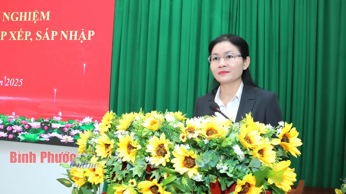 03 hoi nghi cong bo van hanh thu nghiem to chuc bo may cap xa sau sap xep