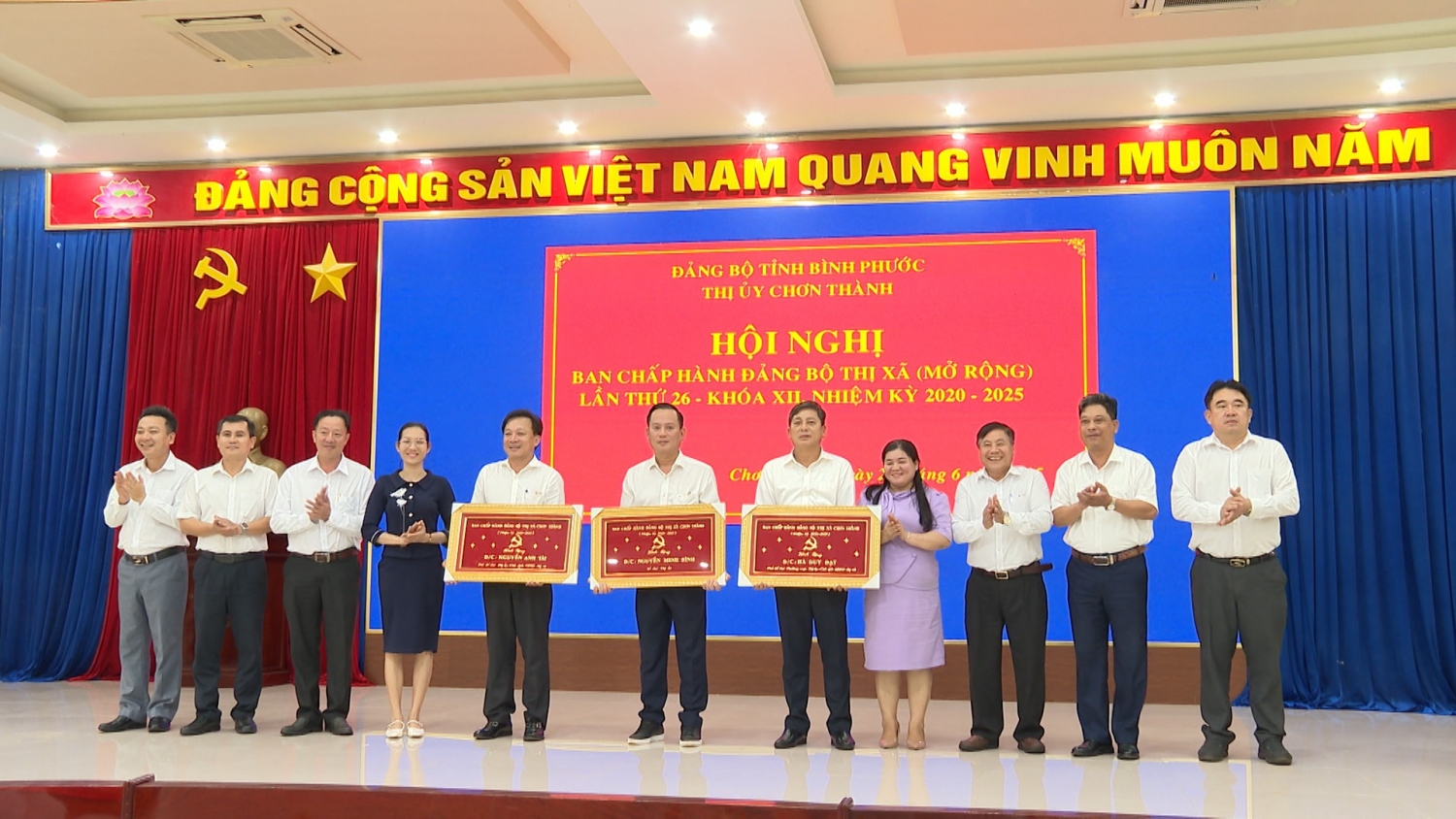 04 hoi nghi ban chap hanh dang bo lan thu 26